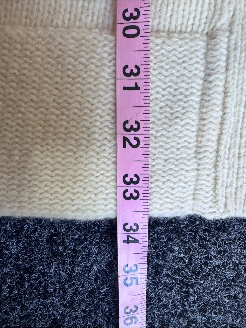 GAP women’s white/blue striped 100% lambs wool toggle cardigan - Picture 8 of 8